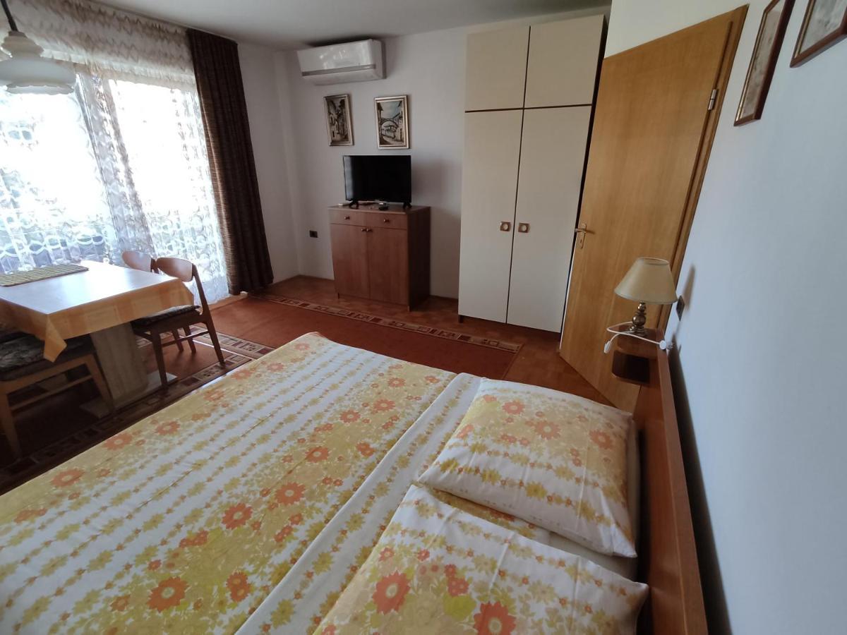 Apartments Samec Izola Luaran gambar